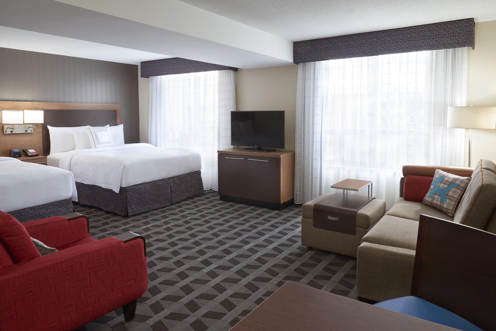 ทาวน์เพลซ สวีท บาย แมริออท วินด์เซอร์ Hotel ภายนอก รูปภาพ