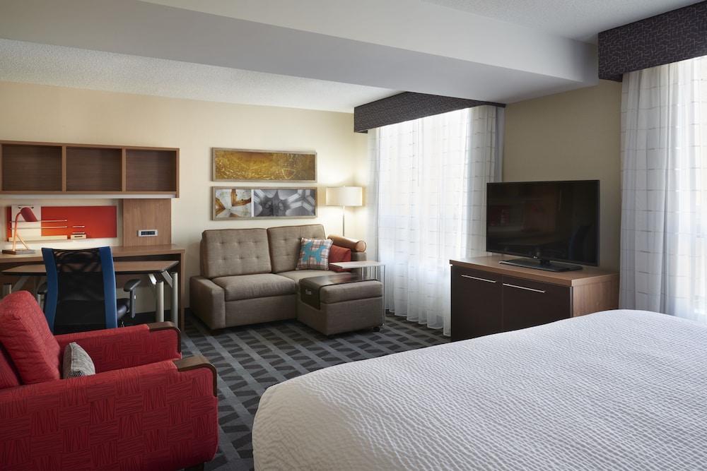 ทาวน์เพลซ สวีท บาย แมริออท วินด์เซอร์ Hotel ภายนอก รูปภาพ