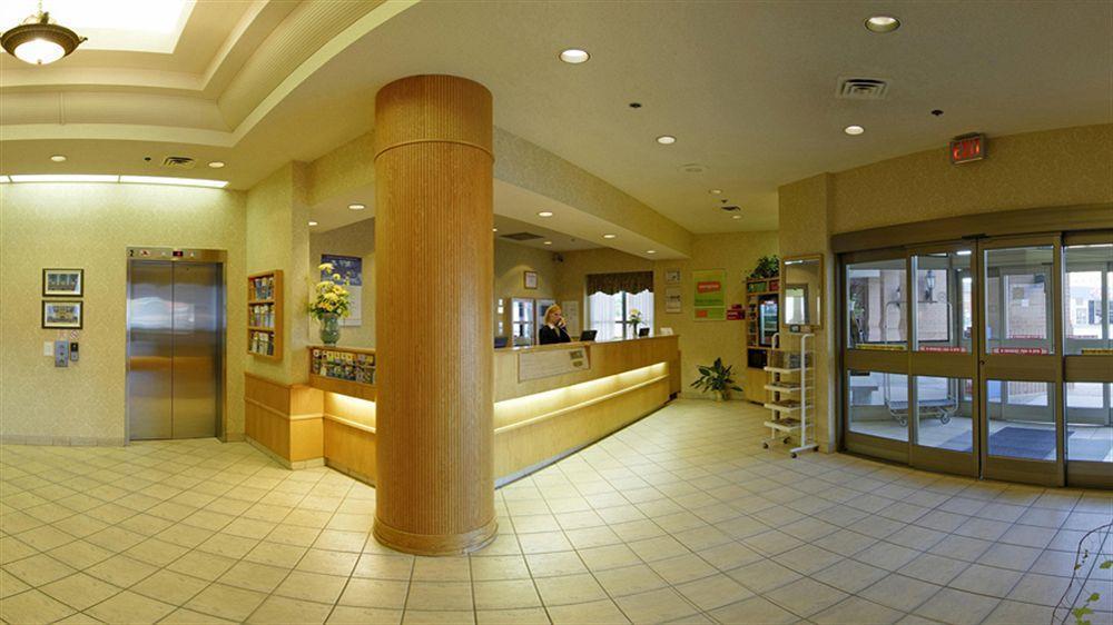 ทาวน์เพลซ สวีท บาย แมริออท วินด์เซอร์ Hotel ภายนอก รูปภาพ